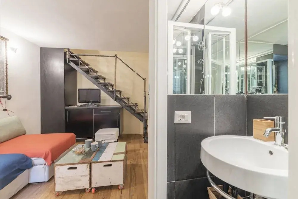 Rione Monti Studio Apt with private garden