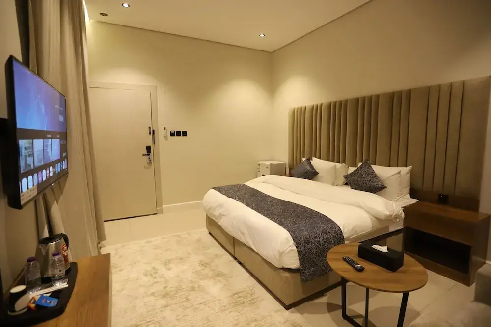 Niam Hotel Suites