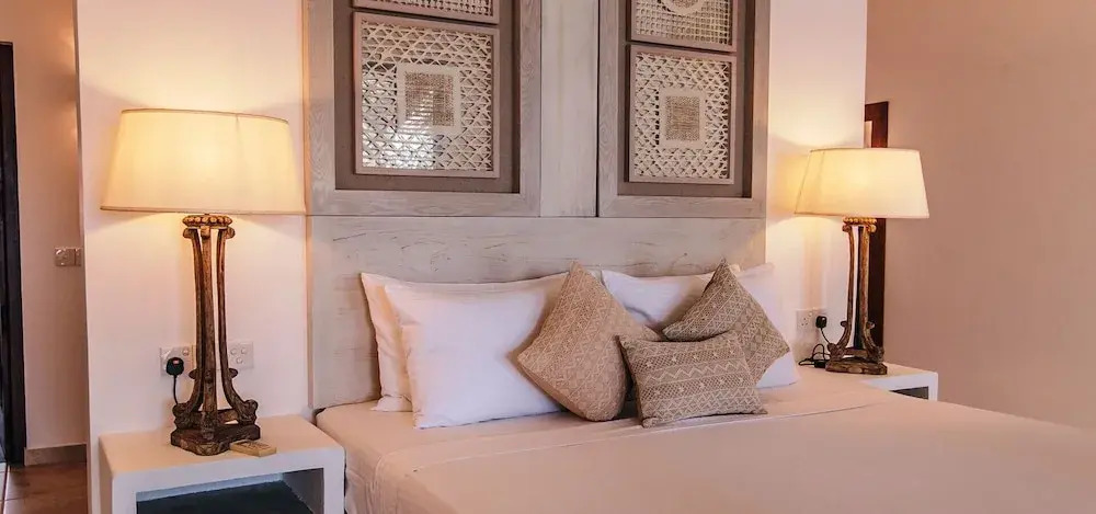 Villa Thuya - 3 Bedroom Oceanfront Villa with Pool