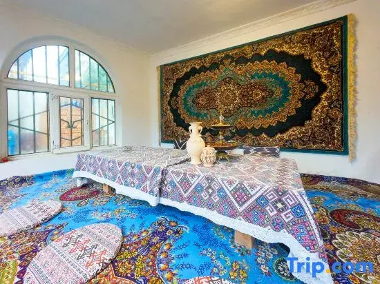 Huajing Homestay