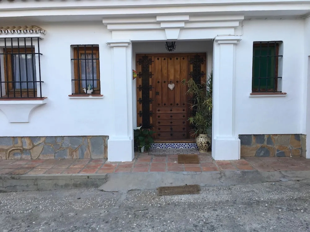 Casa Rural Paloma B&B