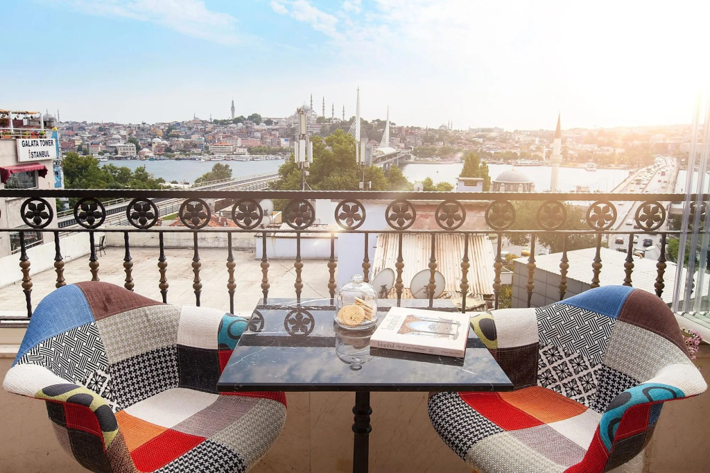 Perla Galata Hotel