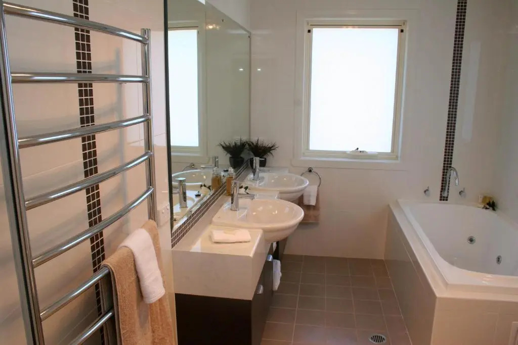 Encore Apartments