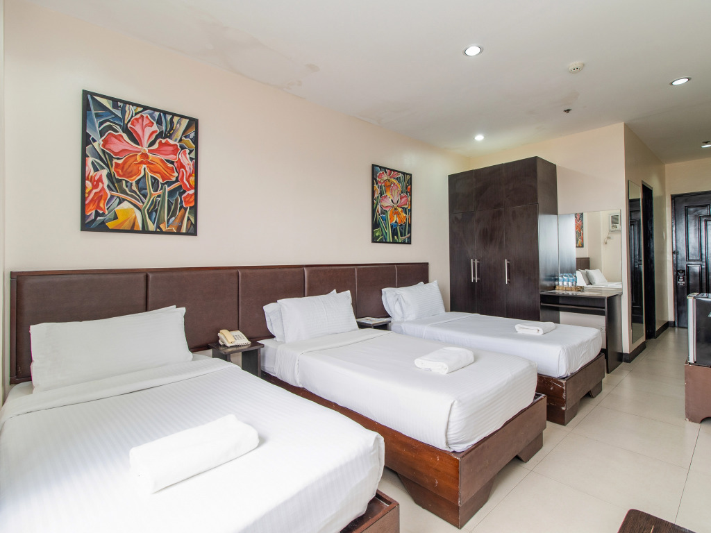 Main Hotel and Suites Cebu