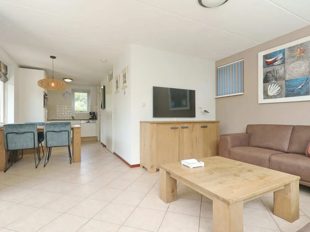 Comfortable Holiday Home With a Garden, Near the Sea