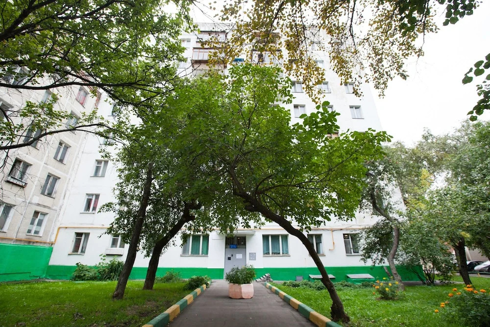 Domumetro on Profsoyuznoya Street