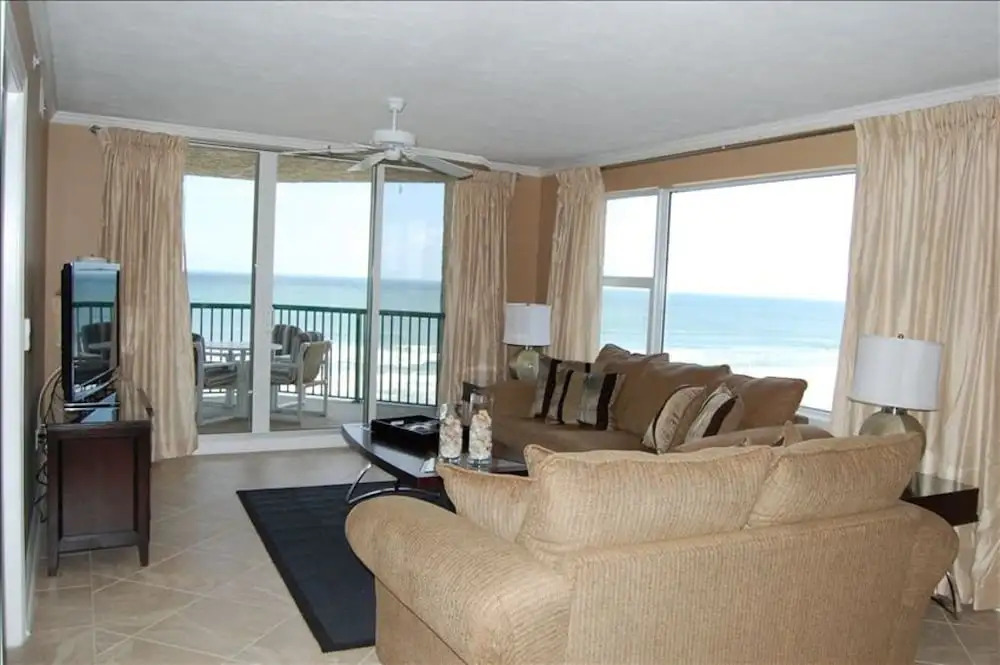 Dimucci TT 508 3 Bedrooms 3 Bathrooms Condo