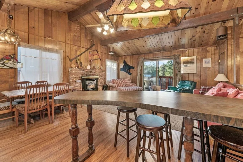 Forest Edge Retreat
