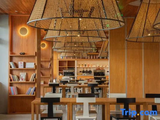 Shanghai Huafang Tongxiang Tour Boutique Hotel