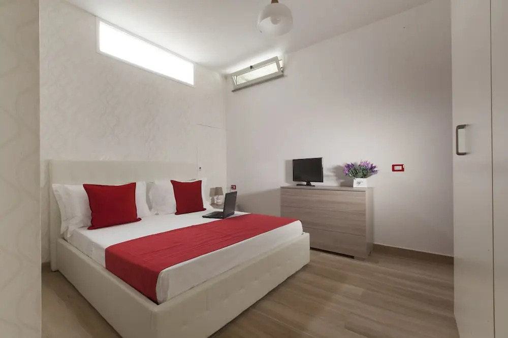 G&G Sorrento Apartments