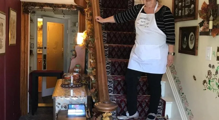 Campbell House B&B