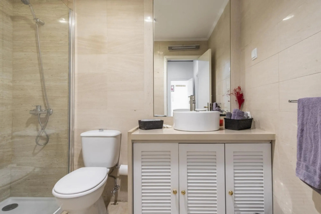 LV Premier Chiado CH4 Spacious, Central, Elevator