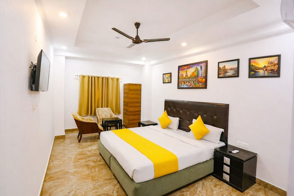 Mauryan Signature hotel Near Yashobhoomi