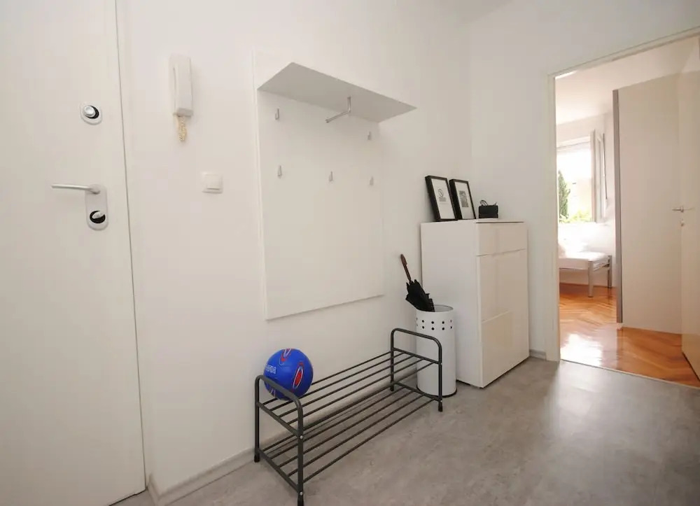 Bolt Holiday Apartment