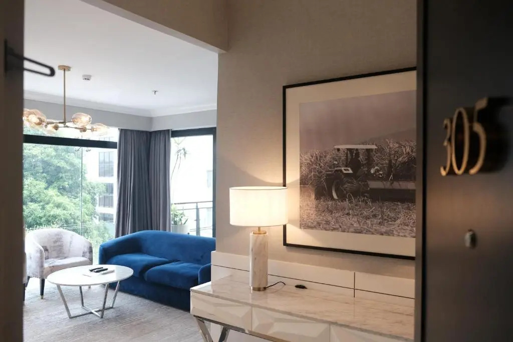 Stonehill Suites