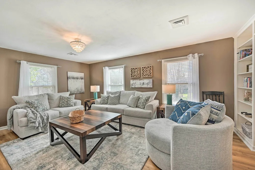 High Point Vacation Rental Near University!