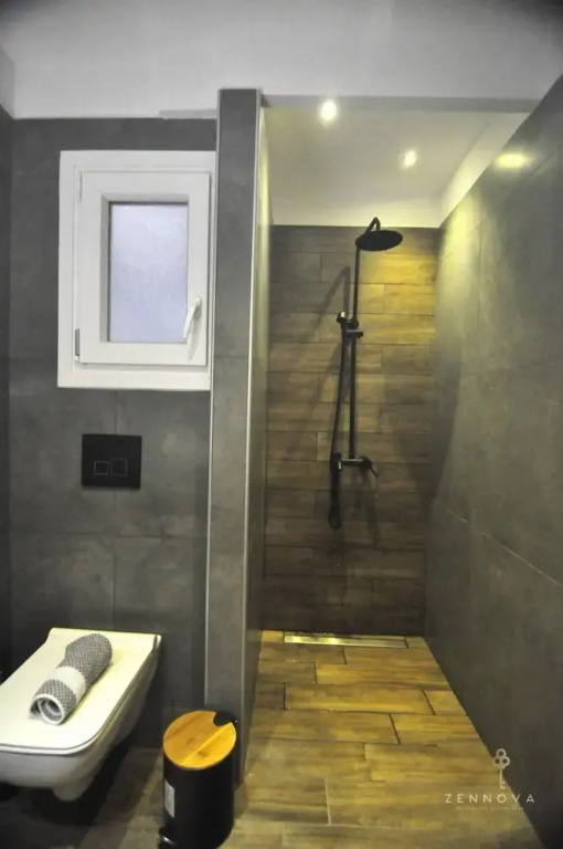 Zennova 81 Papazoli Str