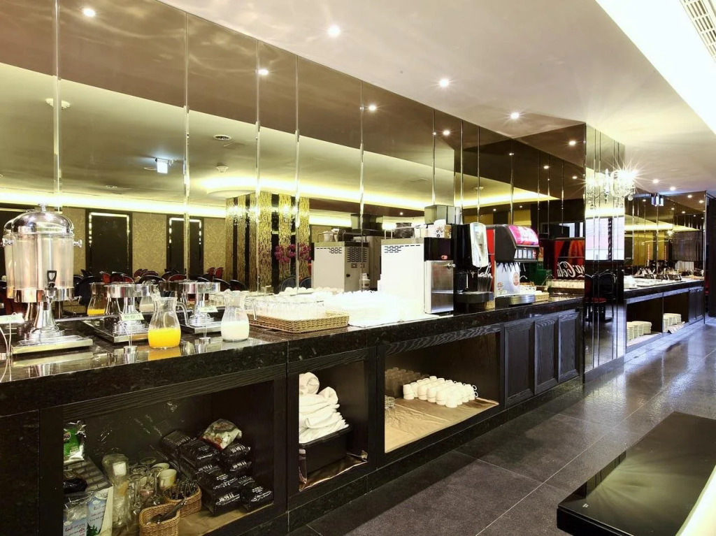 Icloud Luxury Resort & Hotel