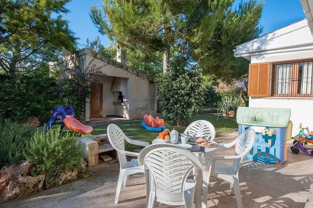 Miloca2 in Mallorca With 3 Bedrooms and 2 Bathrooms