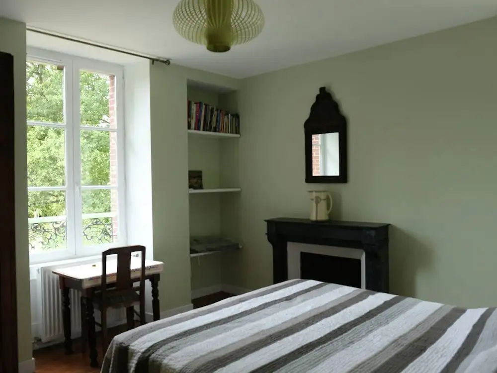 Cozy Holiday Home with Garden in Cernoy-en-Berry France