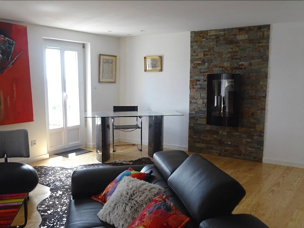 Appartement standing avec terrasse et vue