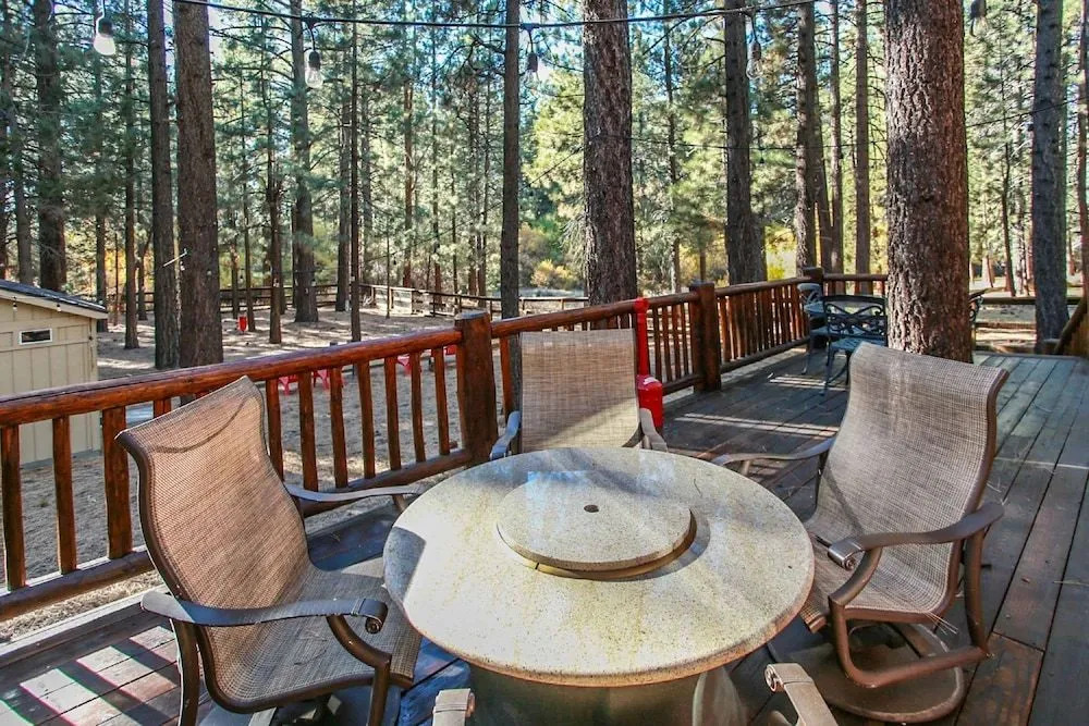 Catalina Creekside Cabin