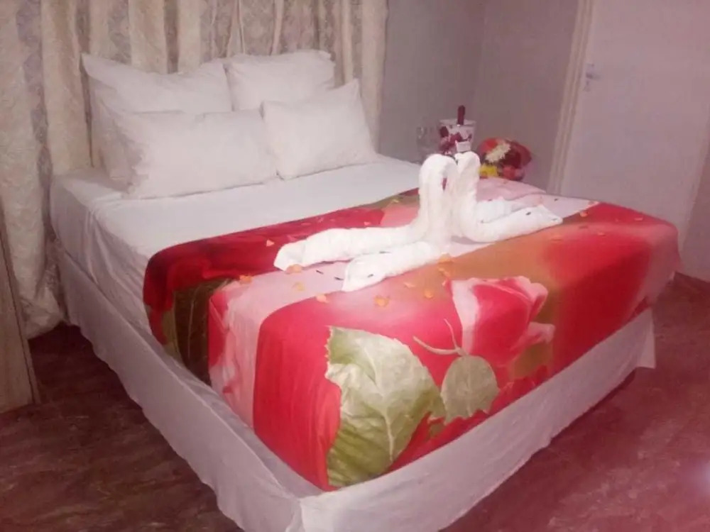 Zurich garden lodge benoni