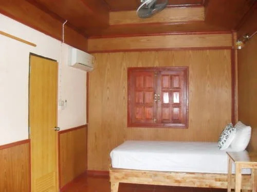 Salad Grand Bungalow & House Rental