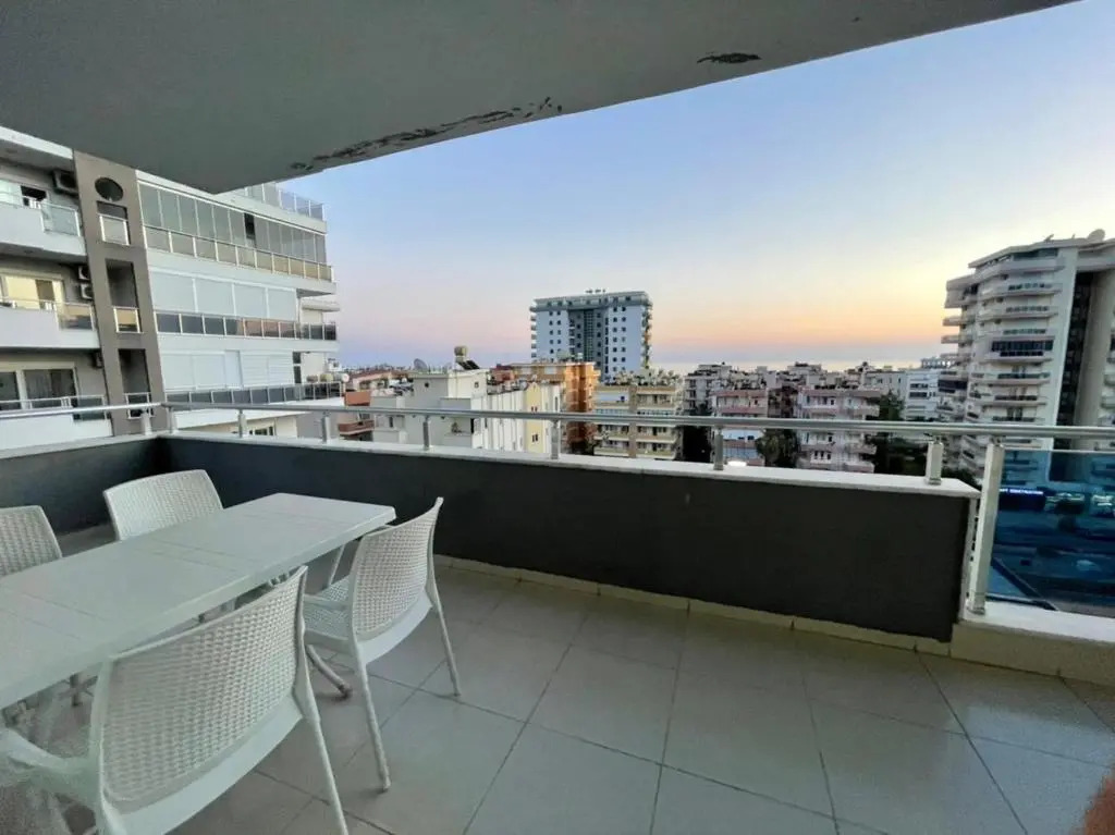 LUXURY 1+1 with pool, sauna 200m to the beach