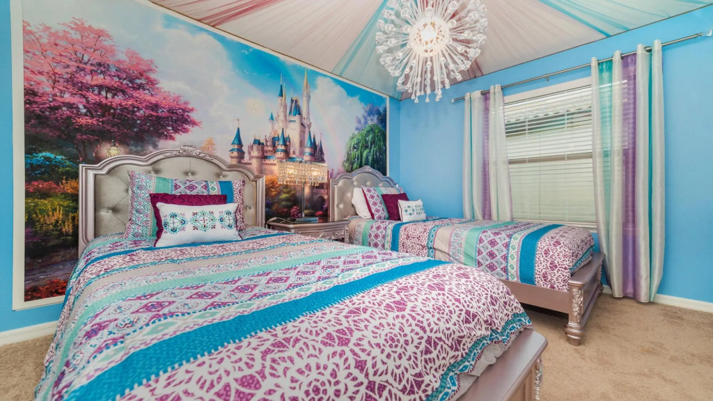 Greenview Villa Near Disney w Pool SPA Theater