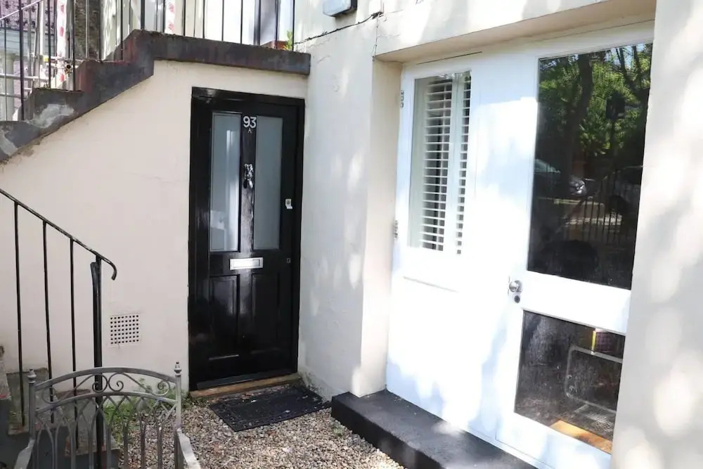 2-bed, Sleeps 4, Garden