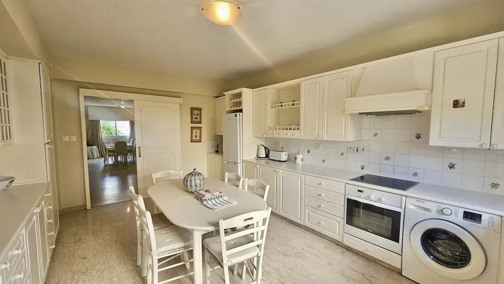 24 NIC - Stay Charm Classic Apartment