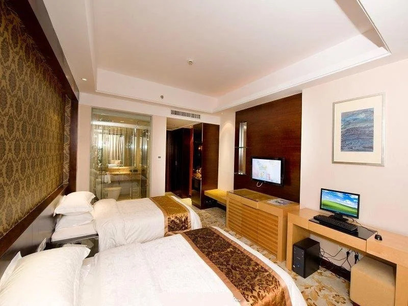 Carp City Hotel