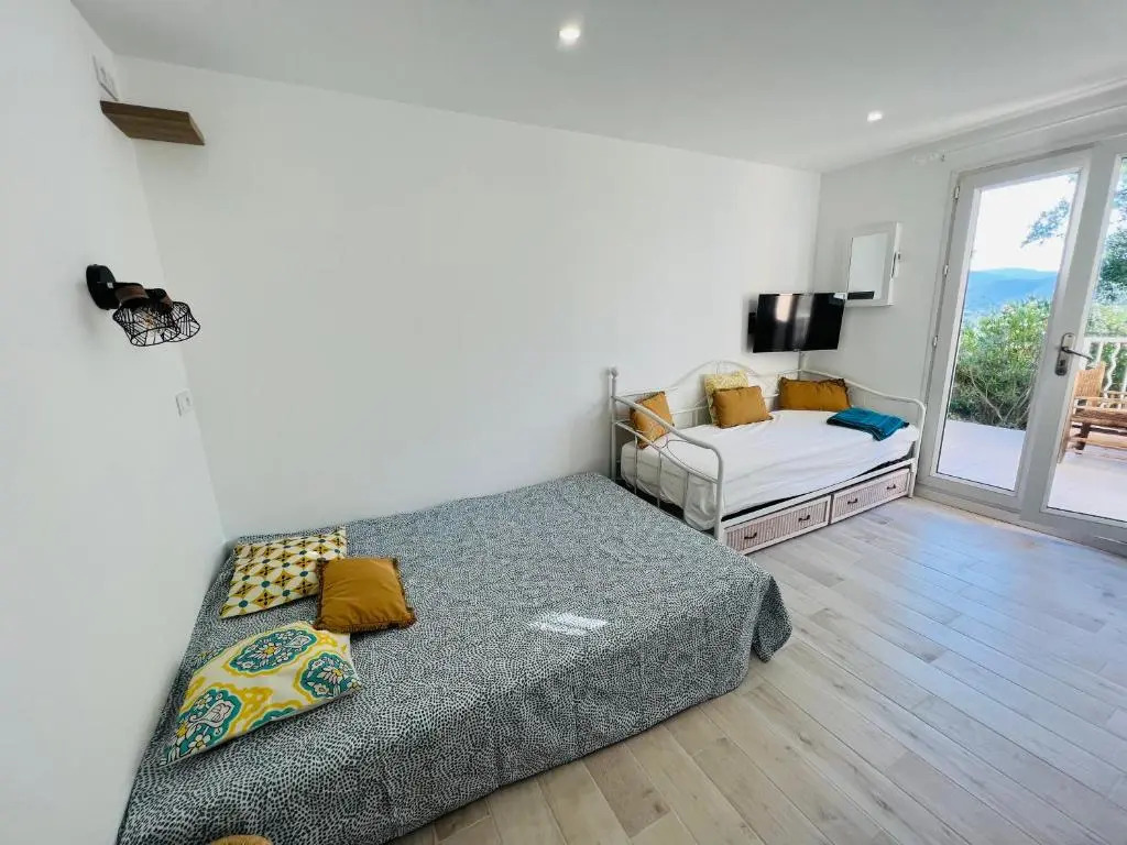 Studio de vacances dans résidence avec piscine