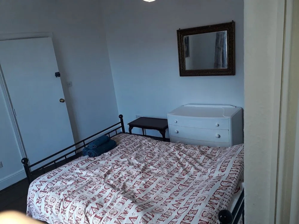 St Nicholas Street Apartment