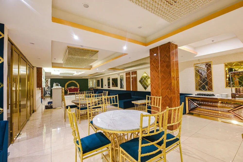 Fabhotel Prime Blest Park