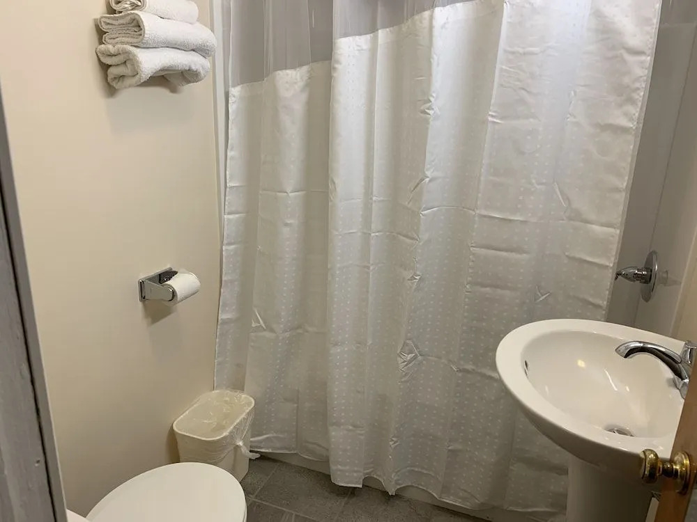 Bings Motel
