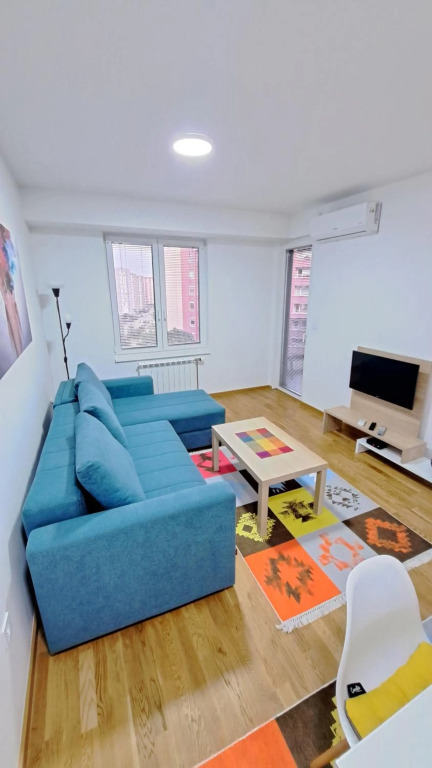 J&J Apartment