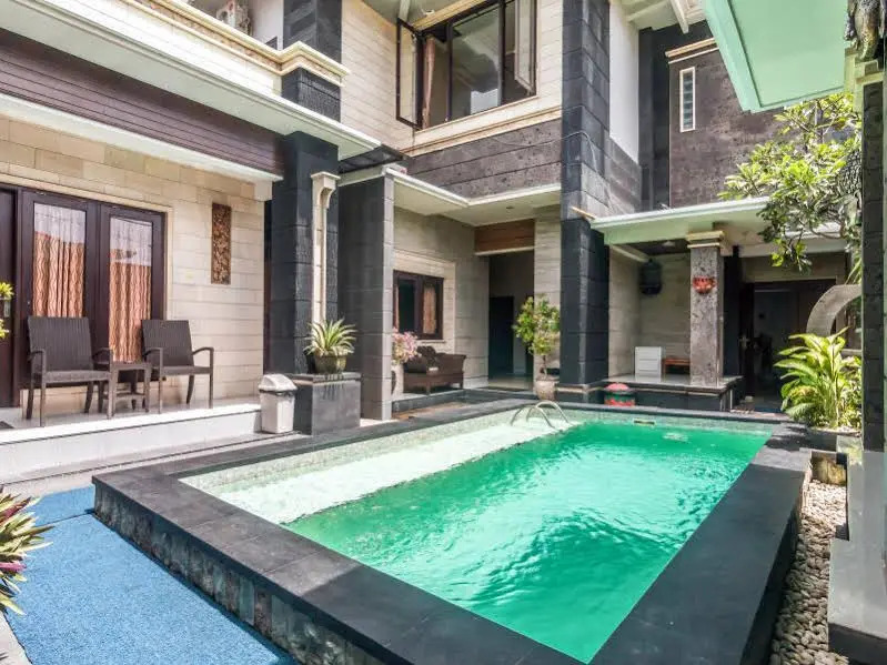 ZEN Rooms Denays House