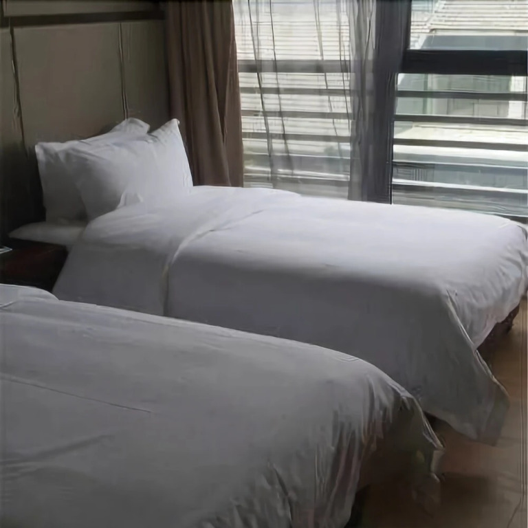 9 Hotel