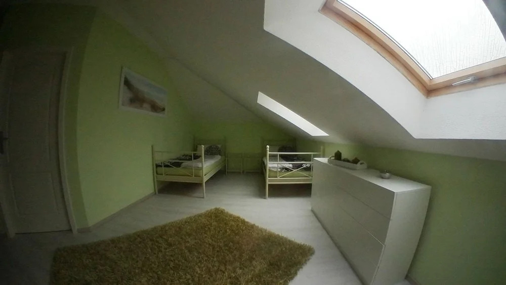 Ferienhaus Fichtenwalde, 160qm, 3SZ, 2BD, Küche, VDSL