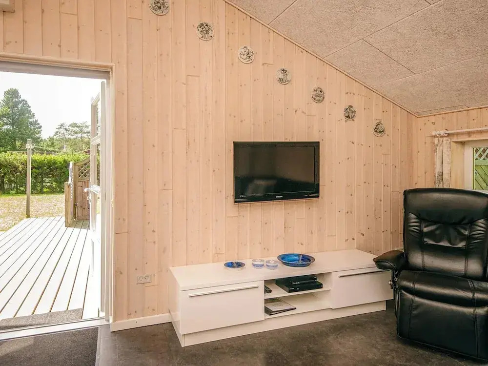 Entising Holiday Home in Jutland near Sea