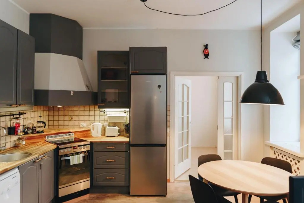 2BDRM City Center Apartment with Sauna and Free Parking