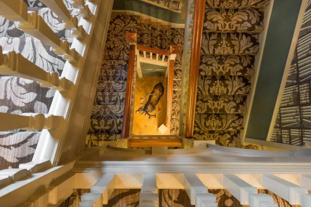 The Crown Manor House Hotel