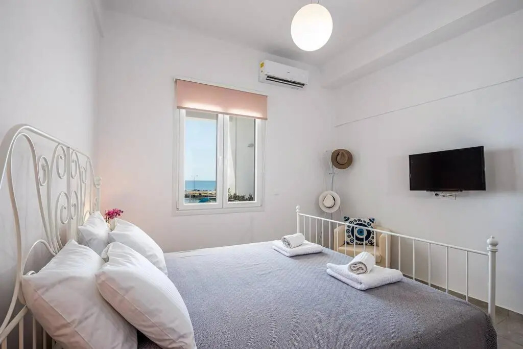 Amazing Seafront Suite