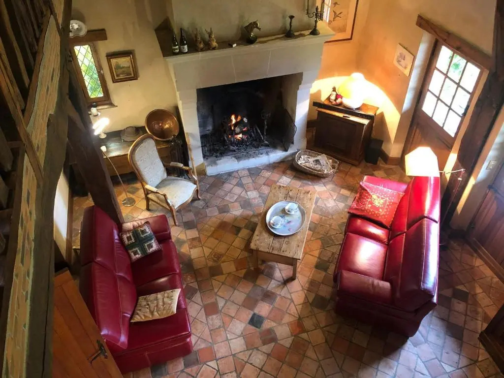 Évasion champêtre : Maison avec piscine, tennis, et étang au cœur de 50 hectares de forêt - FR-1-410-307