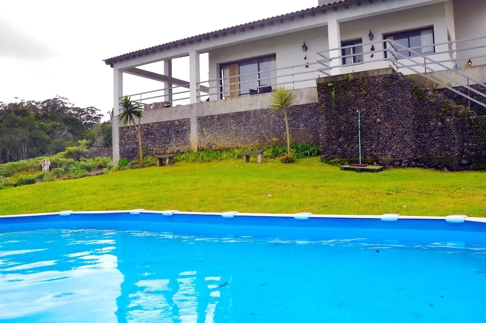 Villa With 4 Bedrooms in Fenais da Luz, With Wonderful sea View, Priva