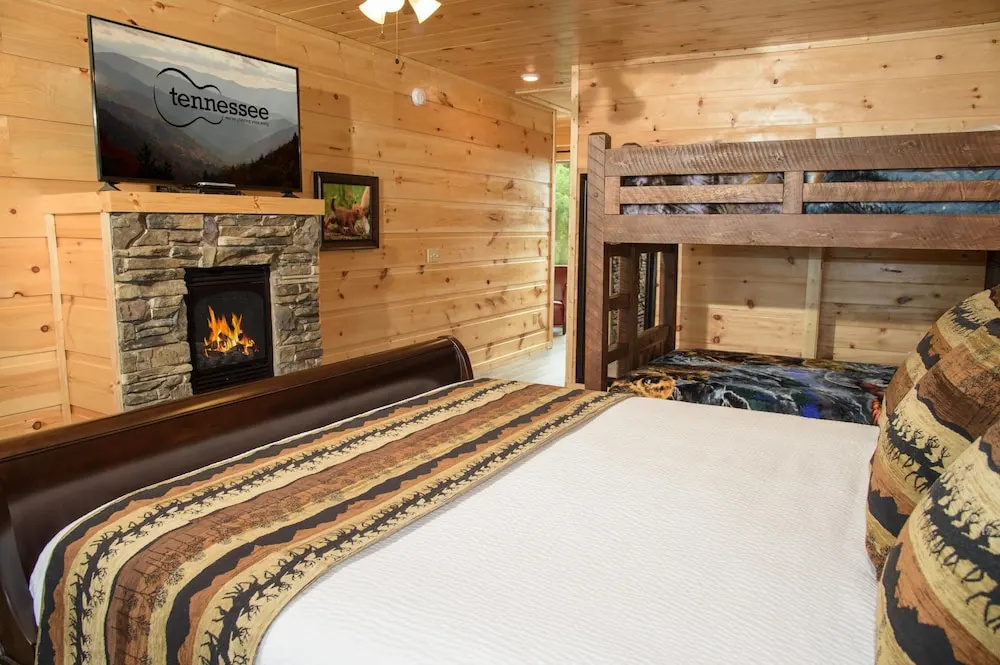 Skyline Splendor Luxe Retreat With Breathtaking Views Over Downtown Gatlinburg