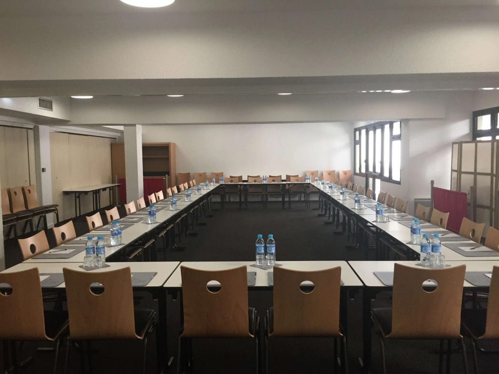 Kyriad Le Bourget Centre- Parc Des Expositions