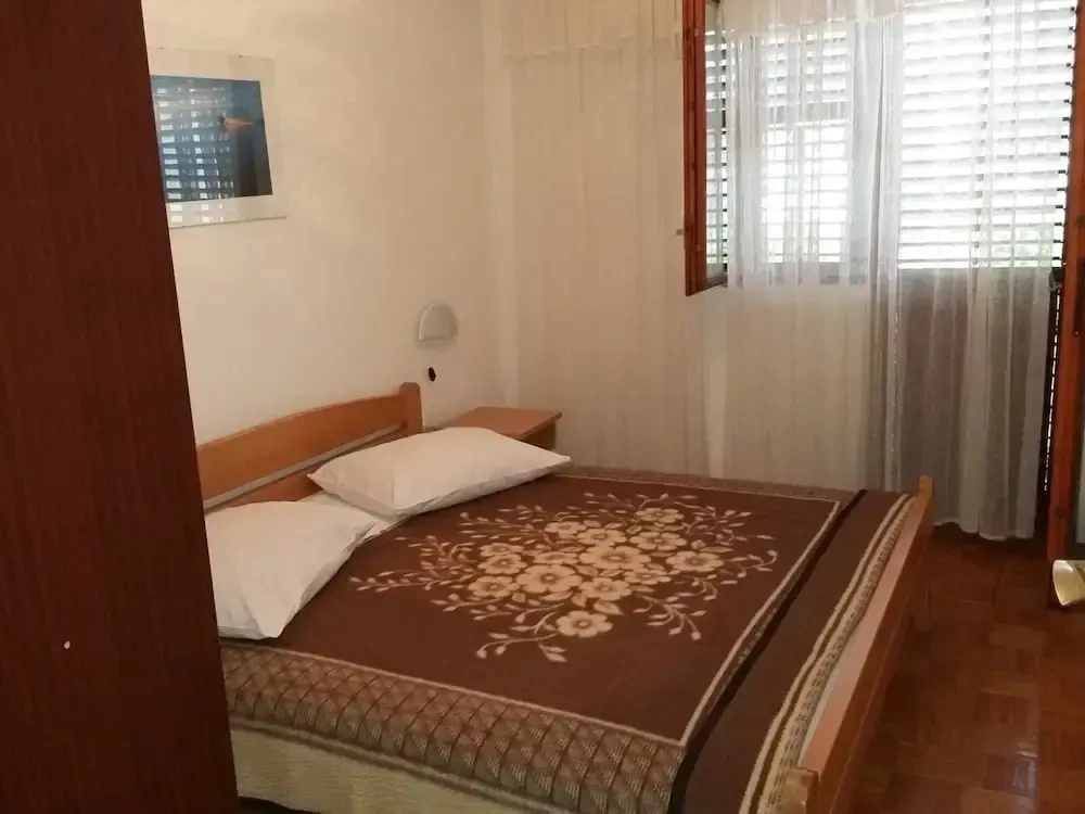 Apartments Pere